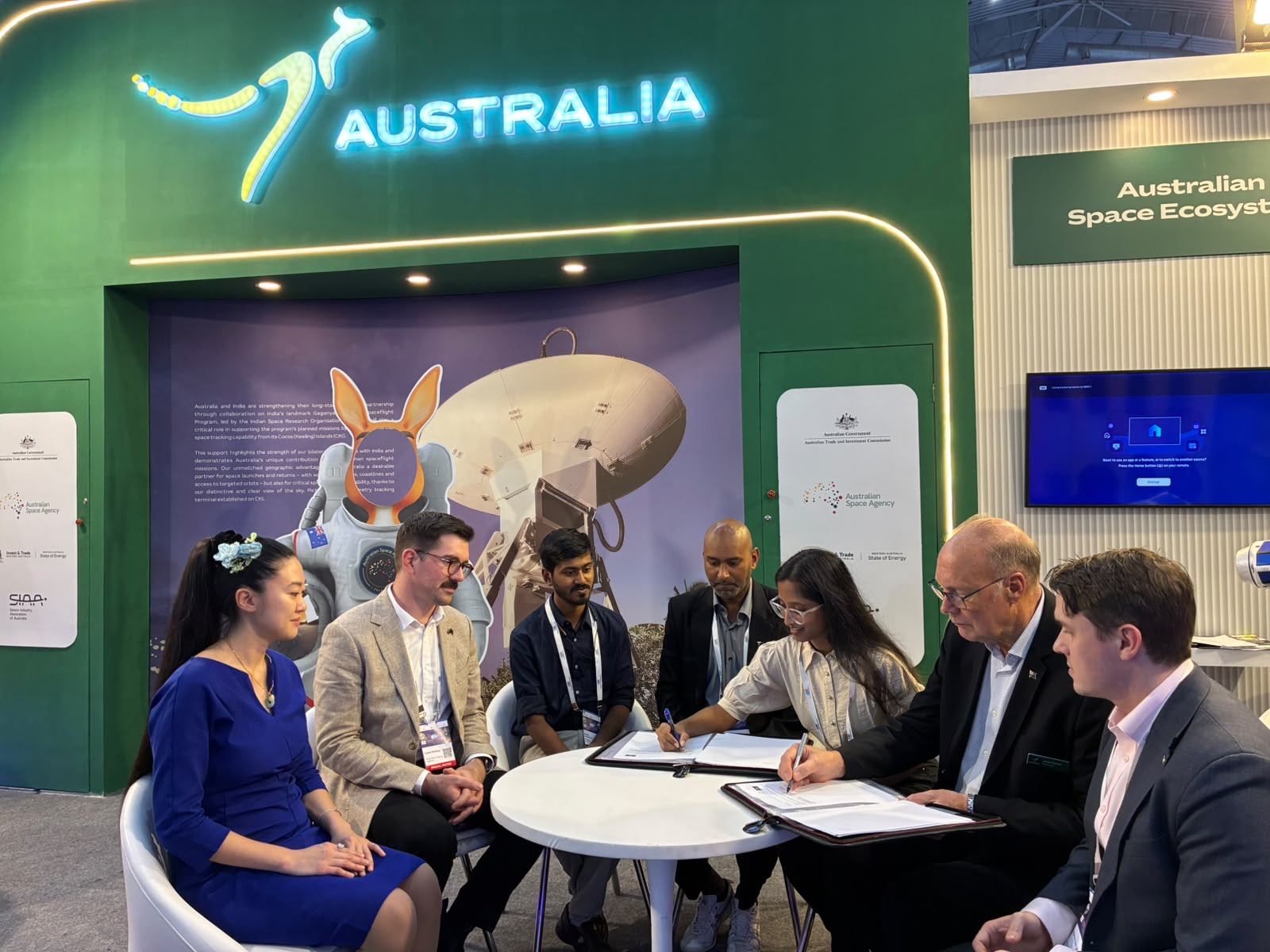 Space Angel, Australia — Signing of MoU with Space Angels (2)
